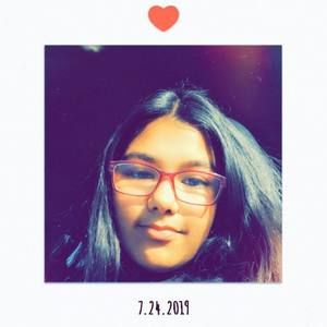 Meet your Posher, Abigail